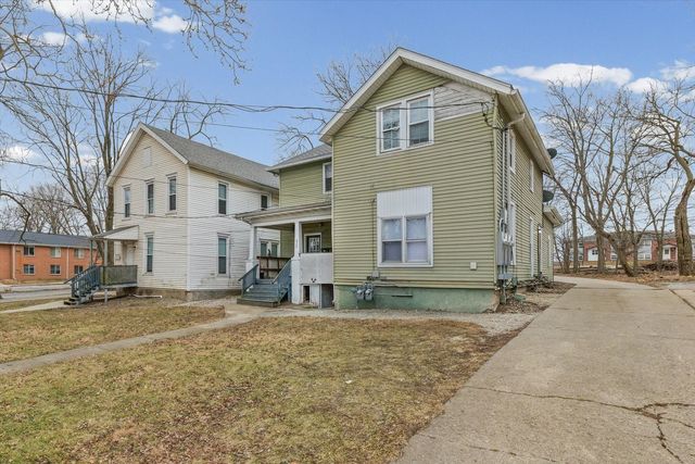 820 W Washington Street, Bloomington, IL 61701