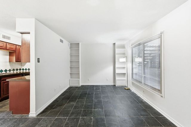 505 W 7th ST 106, Austin, TX 78701