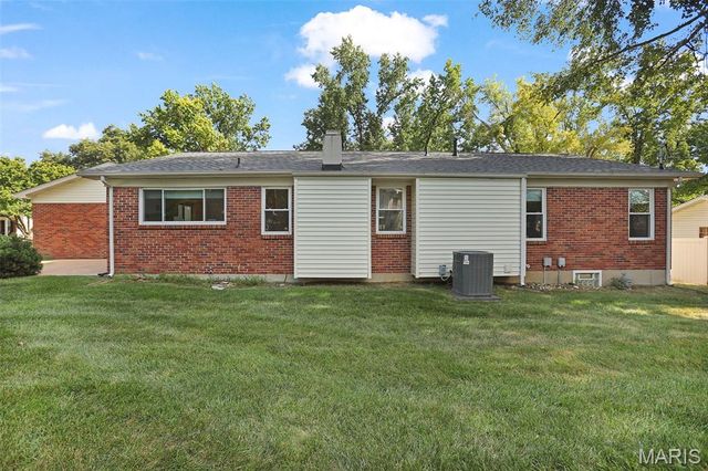 12925 Weatherfield Drive, Unincorporated, MO 63146