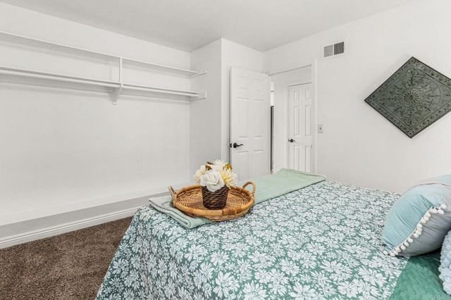 335 Fireside Street, Oceanside, CA 92058