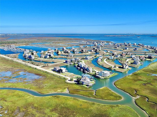 4 Largo, Hitchcock, TX 77563
