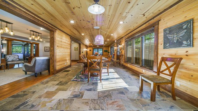 409 N State Street, Franklin Grove, IL 61031