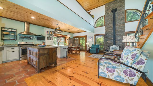 409 N State Street, Franklin Grove, IL 61031