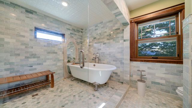 409 N State Street, Franklin Grove, IL 61031