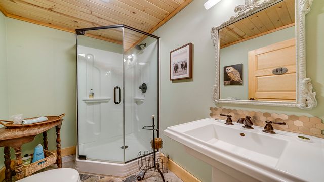 409 N State Street, Franklin Grove, IL 61031