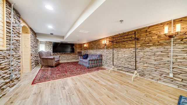 409 N State Street, Franklin Grove, IL 61031