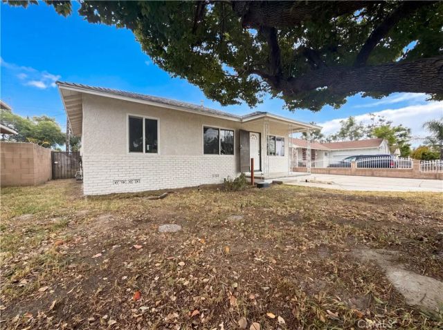 1441 Pepper Tree Lane, San Bernardino, CA 92404