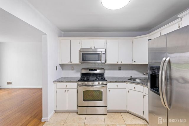 454 Northam Drive, North Brunswick, NJ 08902