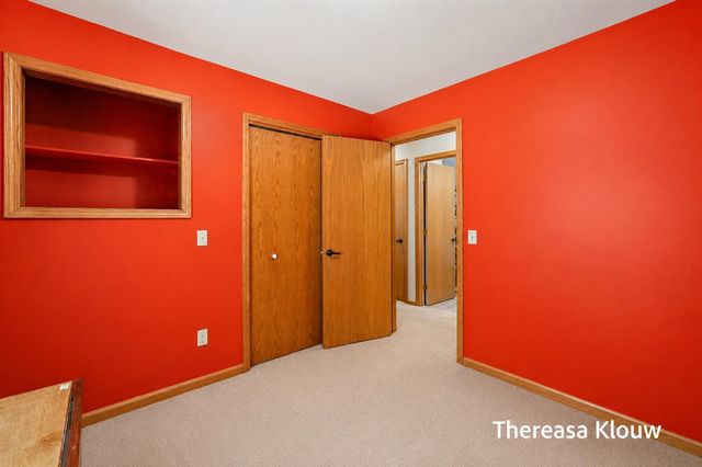 6969 E Pontaluna Road, Fruitport, MI 49415