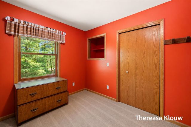 6969 E Pontaluna Road, Fruitport, MI 49415