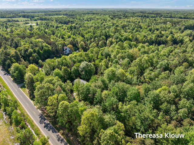 6969 E Pontaluna Road, Fruitport, MI 49415