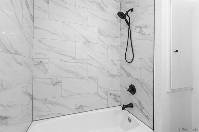 2042 S Moline Way, Aurora, CO 80014