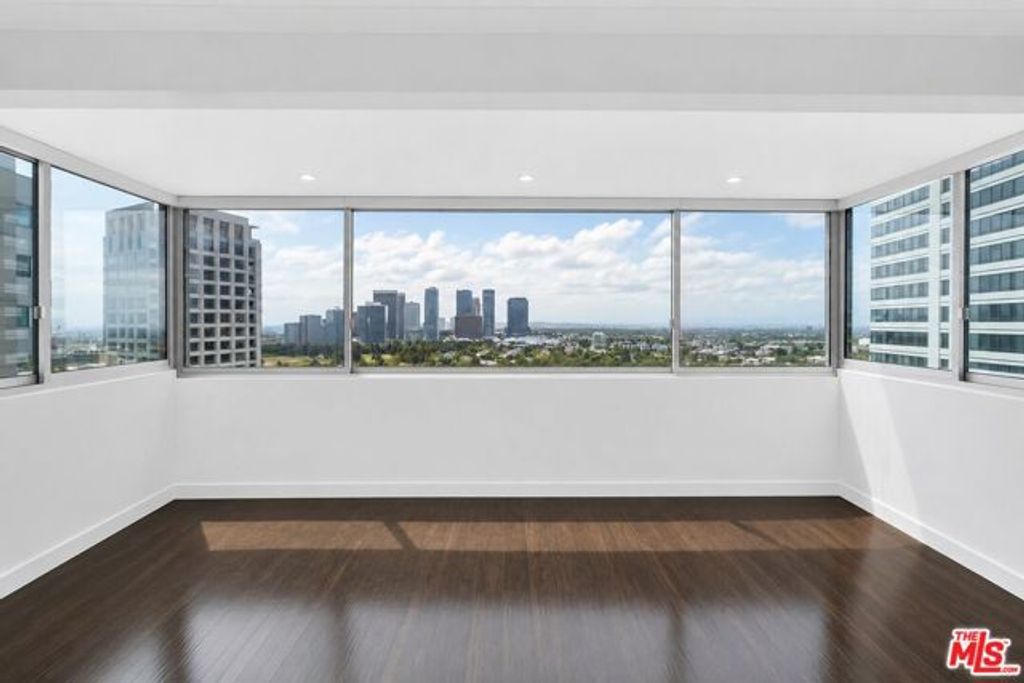 865 Comstock Avenue 16C, Los Angeles, CA 90024