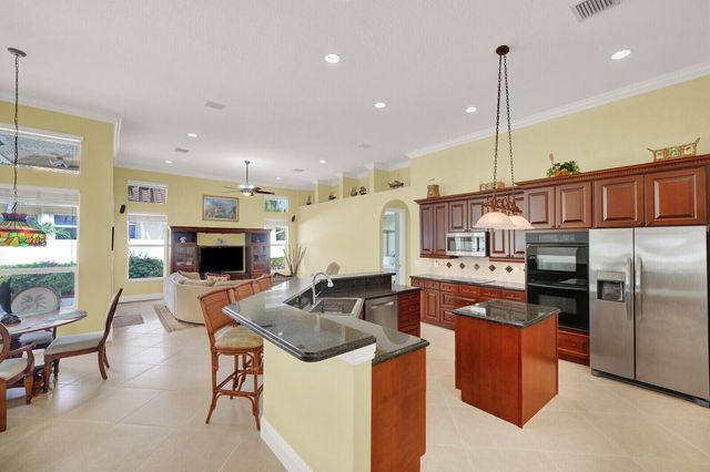 9695 PANDANUS Way, Boynton Beach, FL 33436