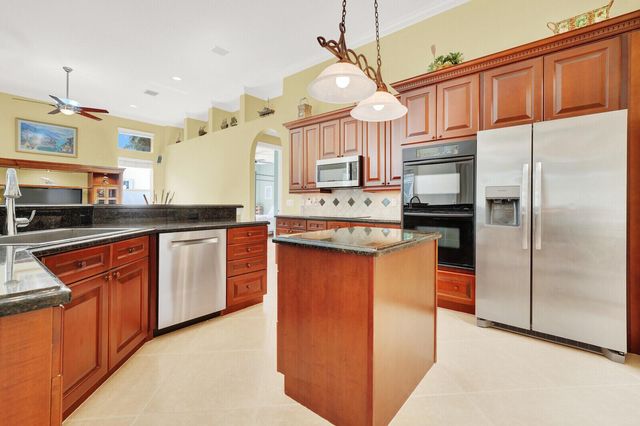 9695 PANDANUS Way, Boynton Beach, FL 33436