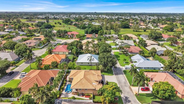 9695 PANDANUS Way, Boynton Beach, FL 33436