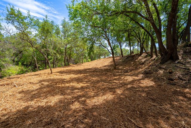 1018 Creek Crossing Road, Glen Rose, TX 76070