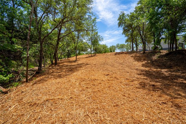 1018 Creek Crossing Road, Glen Rose, TX 76070