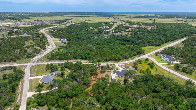 1018 Creek Crossing Road, Glen Rose, TX 76070