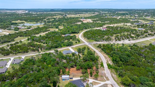 1018 Creek Crossing Road, Glen Rose, TX 76070