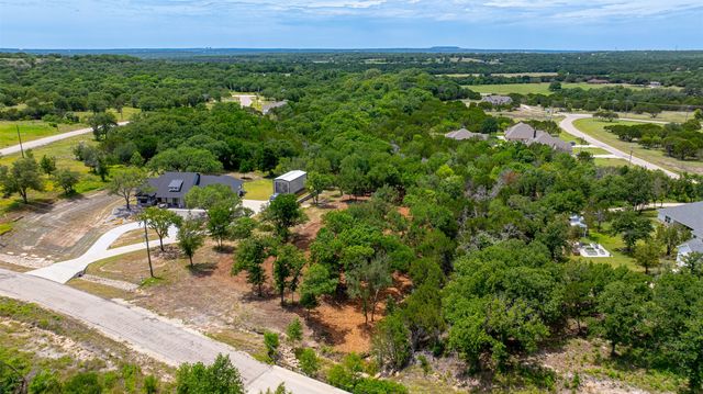 1018 Creek Crossing Road, Glen Rose, TX 76070