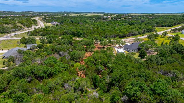 1018 Creek Crossing Road, Glen Rose, TX 76070
