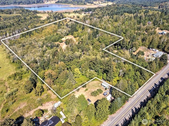 1250 E Crestview Drive, Shelton, WA 98584