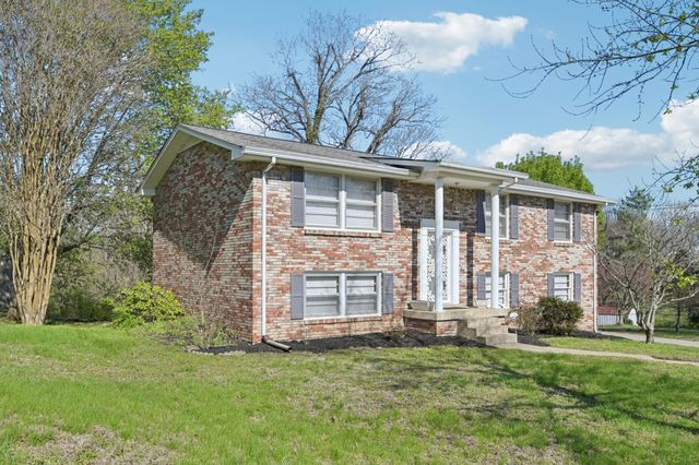 108 Jacksonian Dr, Hermitage, TN 37076