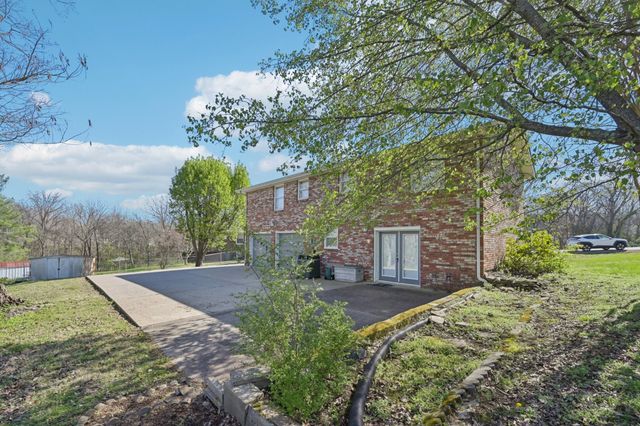 108 Jacksonian Dr, Hermitage, TN 37076