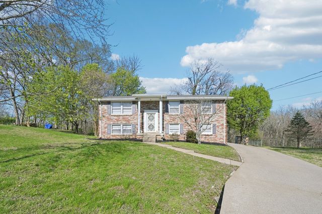 108 Jacksonian Dr, Hermitage, TN 37076