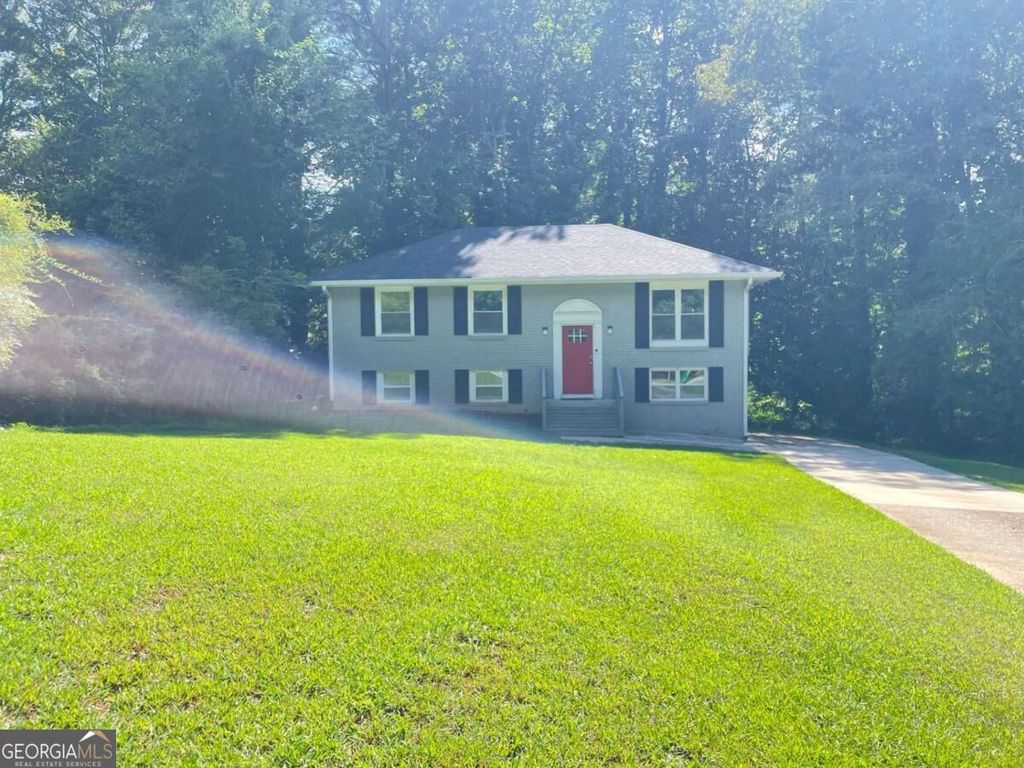 1537 Spruce Ridge Court, Stone Mountain, GA 30083 — exterior