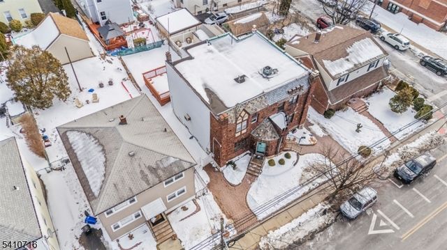 124 Belgrove Dr, Kearny Town, NJ 07032