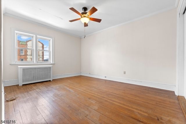 124 Belgrove Dr, Kearny Town, NJ 07032