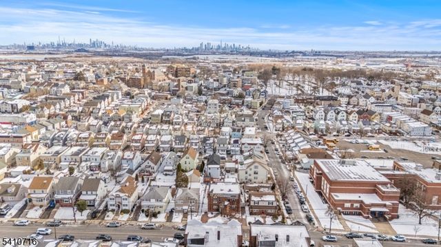 124 Belgrove Dr, Kearny Town, NJ 07032