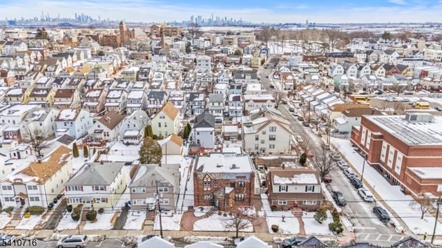 124 Belgrove Dr, Kearny Town, NJ 07032