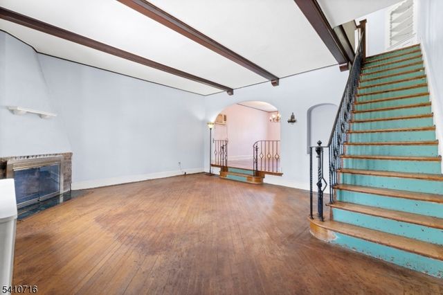 124 Belgrove Dr, Kearny Town, NJ 07032