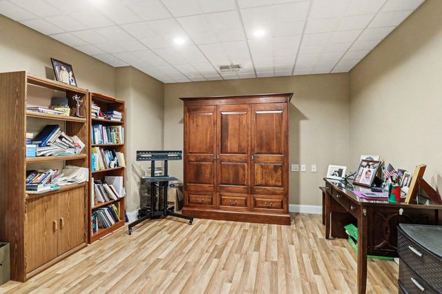 11952 Lorenz Way, Plymouth Charter Twp, MI 48170