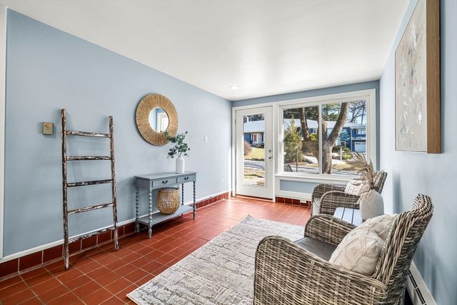 79 Cheever Circle, Andover, MA 01810