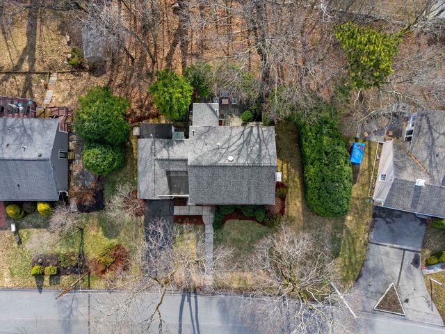 79 Cheever Circle, Andover, MA 01810