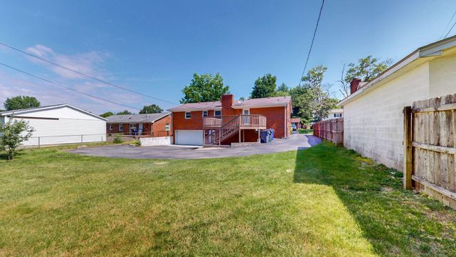 856 Pinkney Drive, Lexington, KY 40504
