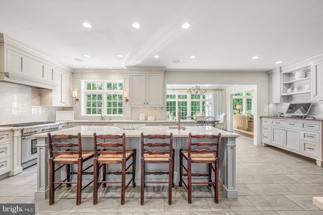 205 EXETER RD, Devon, PA 19333