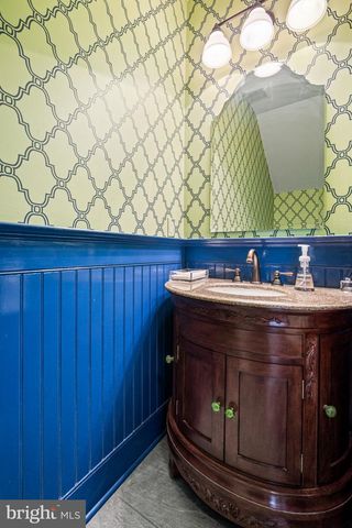 205 EXETER RD, Devon, PA 19333
