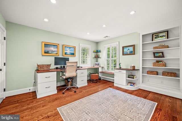205 EXETER RD, Devon, PA 19333