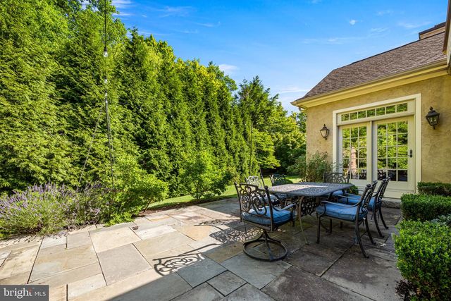 205 EXETER RD, Devon, PA 19333
