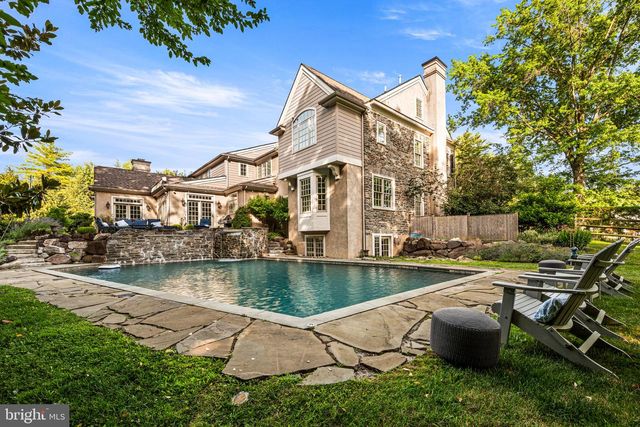 205 EXETER RD, Devon, PA 19333