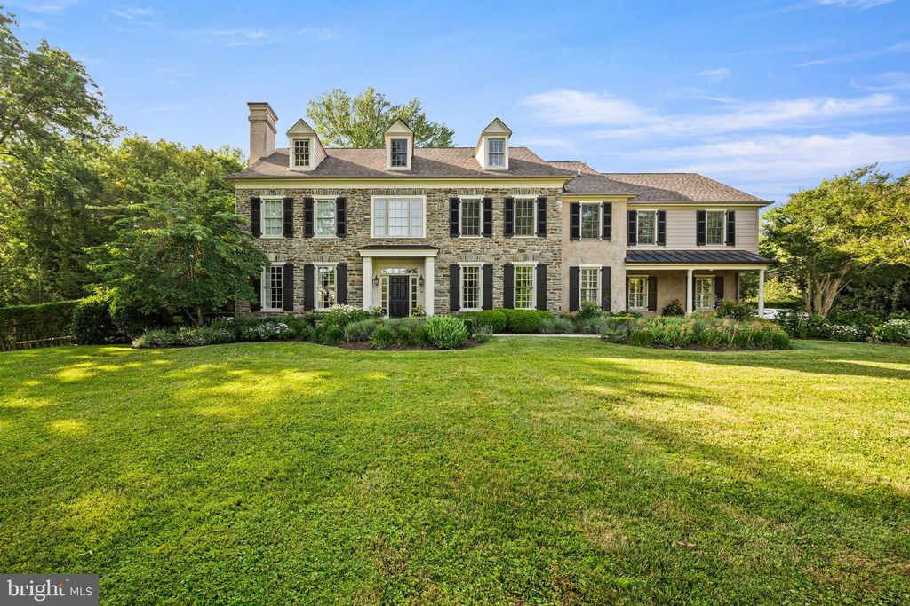 205 EXETER RD, Devon, PA 19333