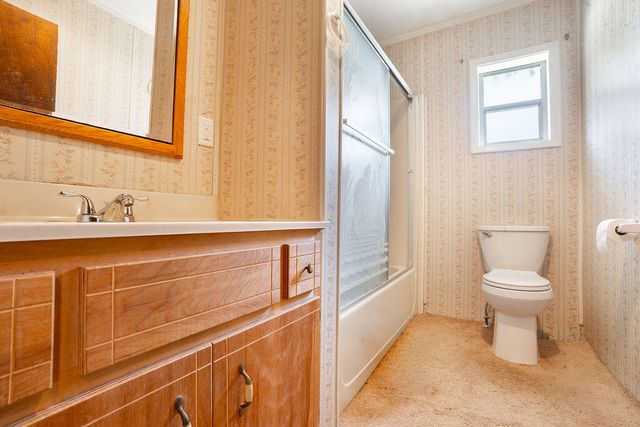 137 Parker Lane, Laurel Hill, FL 32567