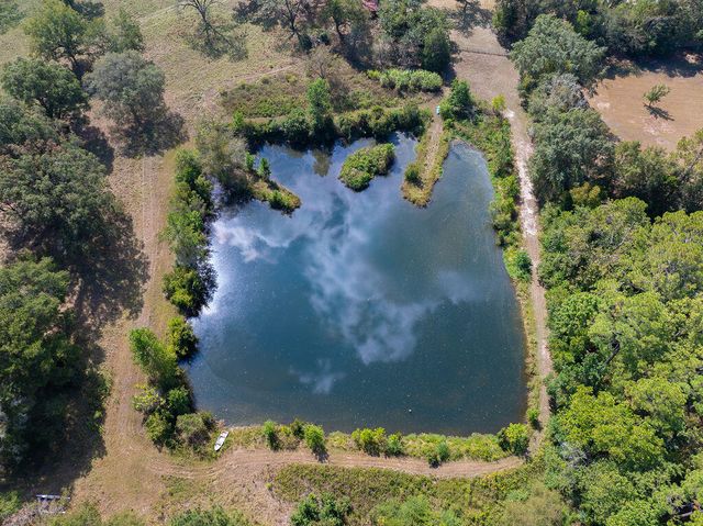 137 Parker Lane, Laurel Hill, FL 32567