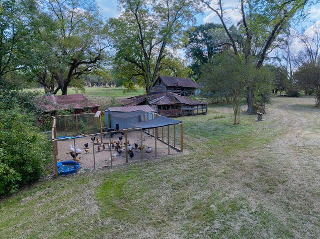 137 Parker Lane, Laurel Hill, FL 32567