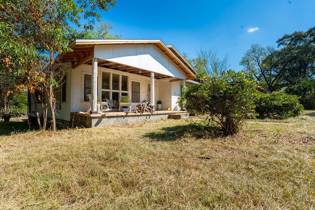 137 Parker Lane, Laurel Hill, FL 32567